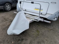 Kryt oje na karavan