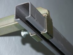 Vodící kolejnice délky 2m