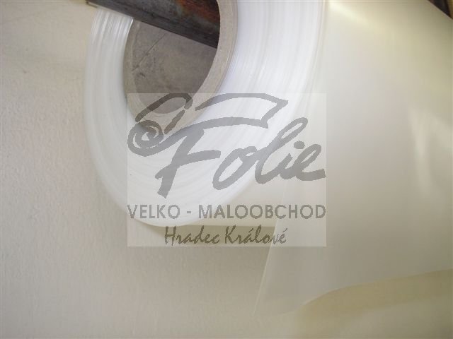 Folie na foliovník šíře 3,2m - metráž