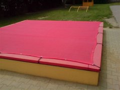 Síť PVC na pískoviště Červená - NA MÍRU