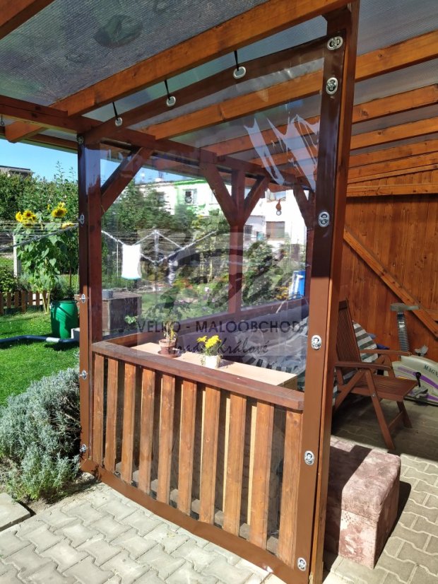 Plachta čirá síly 1mm na pergolu olemovaná s oky - Na míru