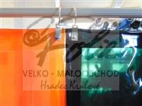 Nehořlavý závěs výška 1,7m červený se závěsnými oky