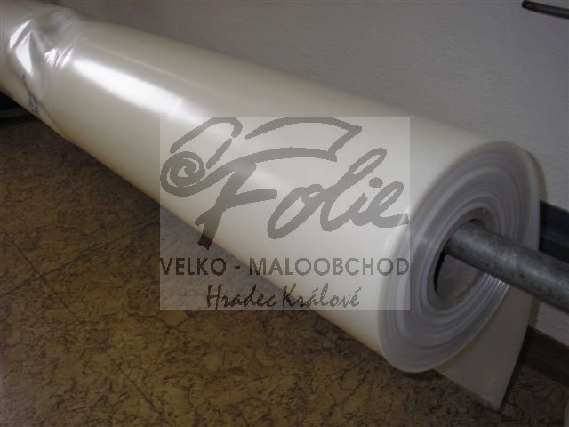 Plachta AGRO 6x100m UV 0,17mm